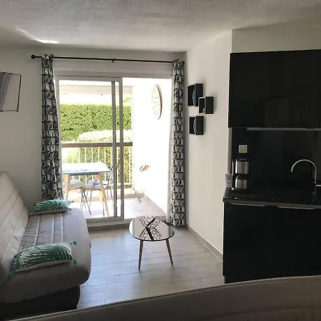 Moderne Avec Loggia, Proche Port Et Plage, Cap D'agde - Fr-1-723-63 Apartmán *